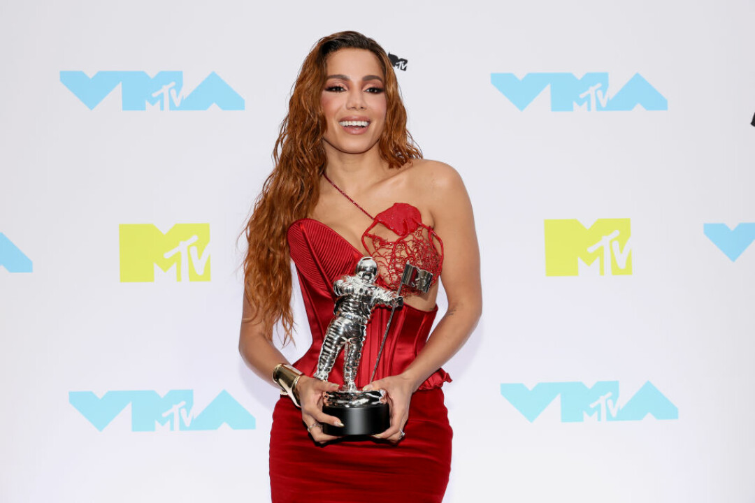 Anitta одержала победу как лучшй исполнитель латино