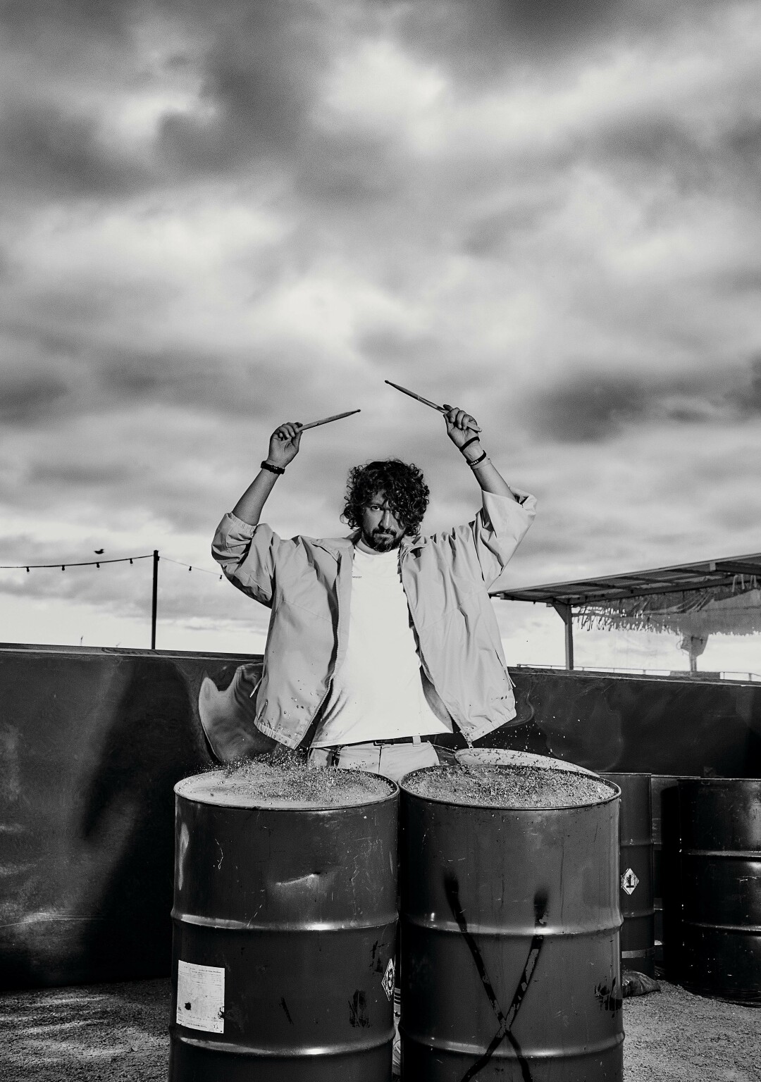 KITO JEMPERE в ветровке SHU