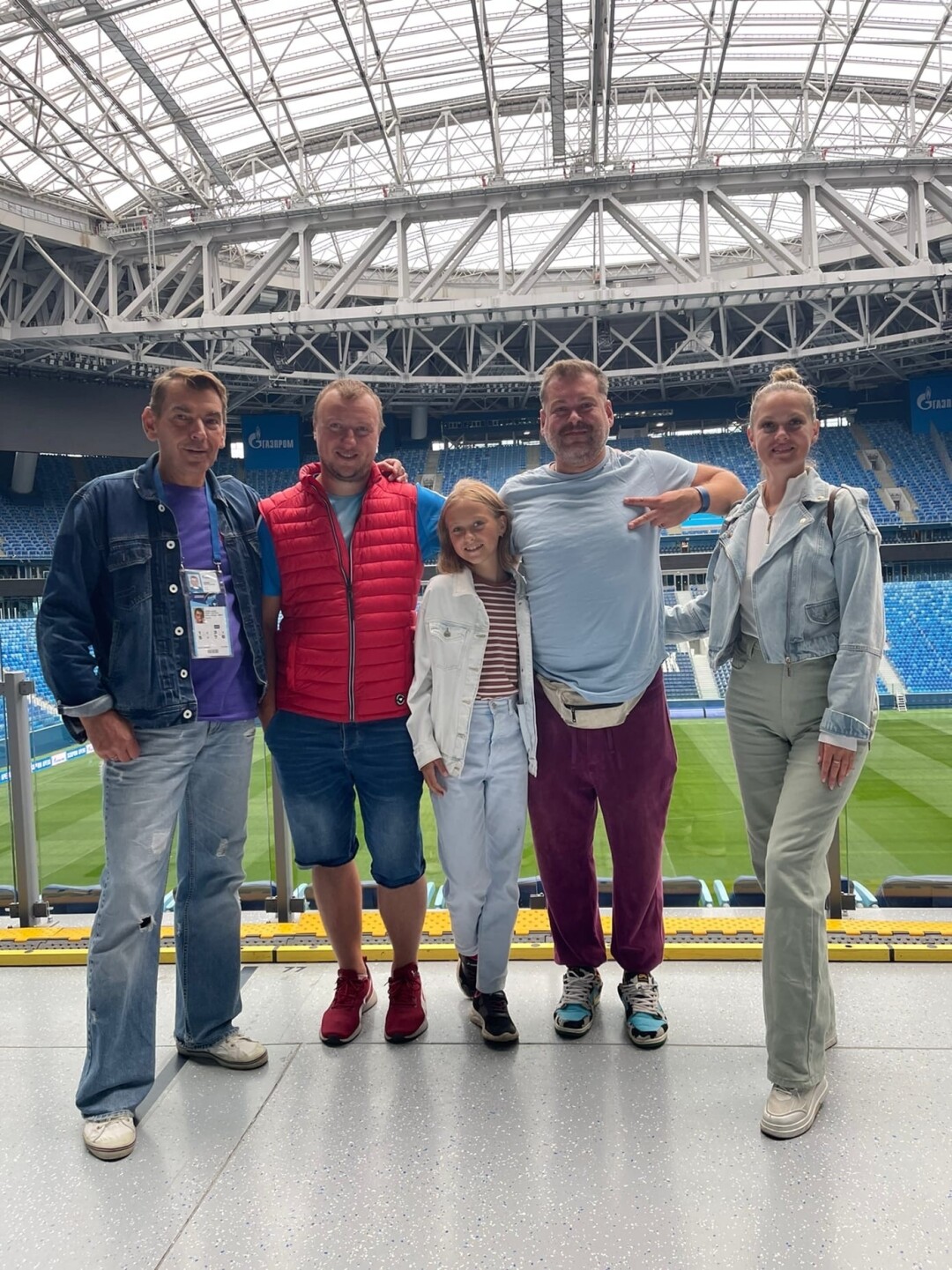 С голосом стадиона Константином Анисимовым