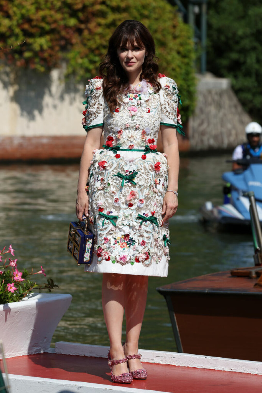 Зоуи Дешанель в Dolce&Gabbana