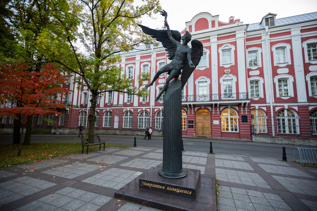 Денис, мастерская художественного литья на Заневском проспекте в Санкт-Петербург