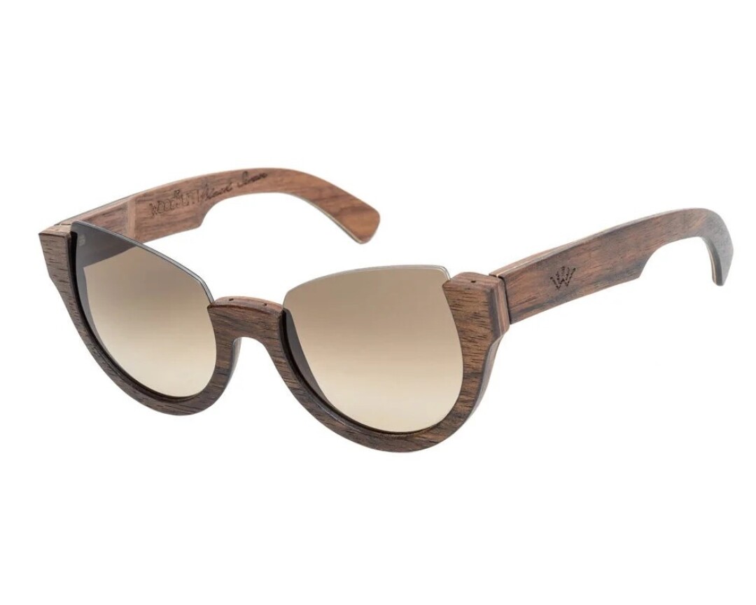 Black Swan Daniela, 9 000 руб.