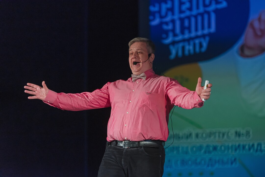 Выступления в Science Slam часто больше похожи на стенд-ап, а не научный доклад