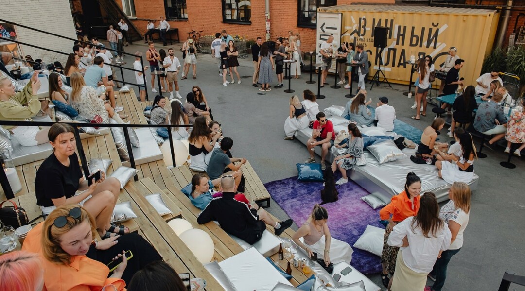 «На Вина!» и «Винный склад»