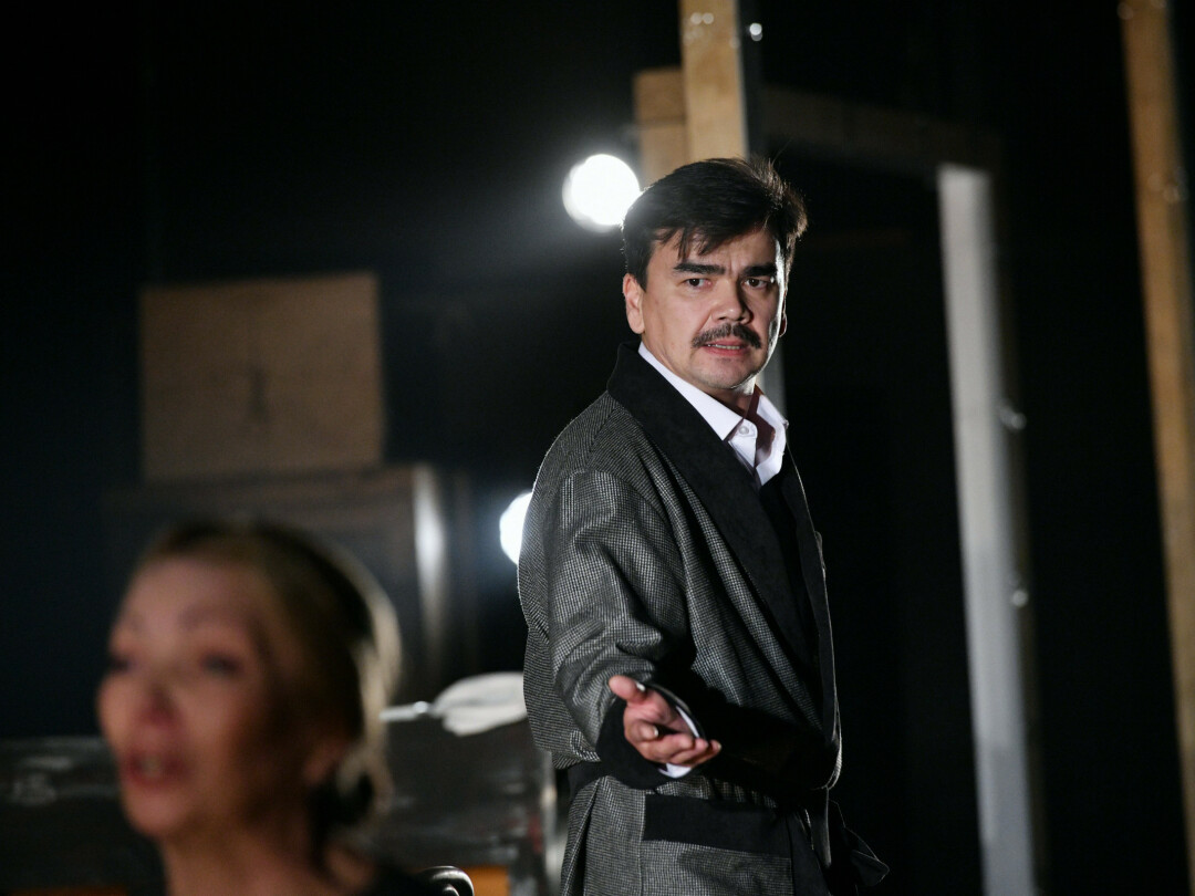 Спектакль «Отец» по пьесе «Последние» Максима Горького в Молодежном театре