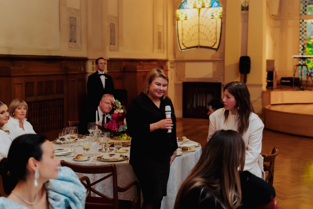 Анастасия Павленкова, Яна Милорадовская