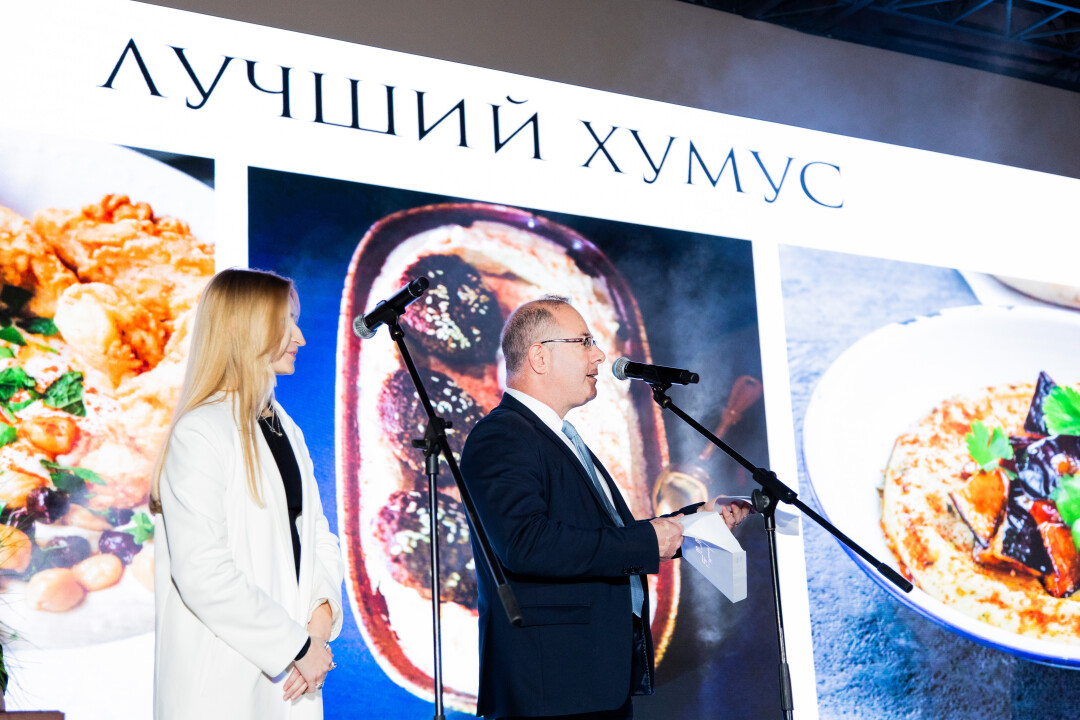 Мария Вологжанина, Ури Резник