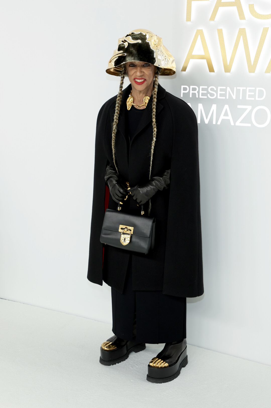 Патти Уилсон в Schiaparelli