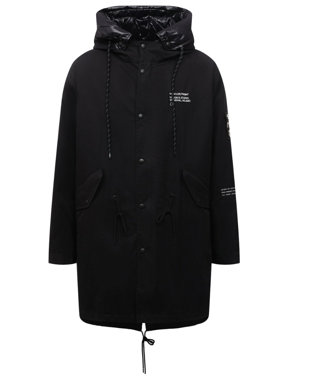 Пуховик Moncler Genius, 235 500 руб.