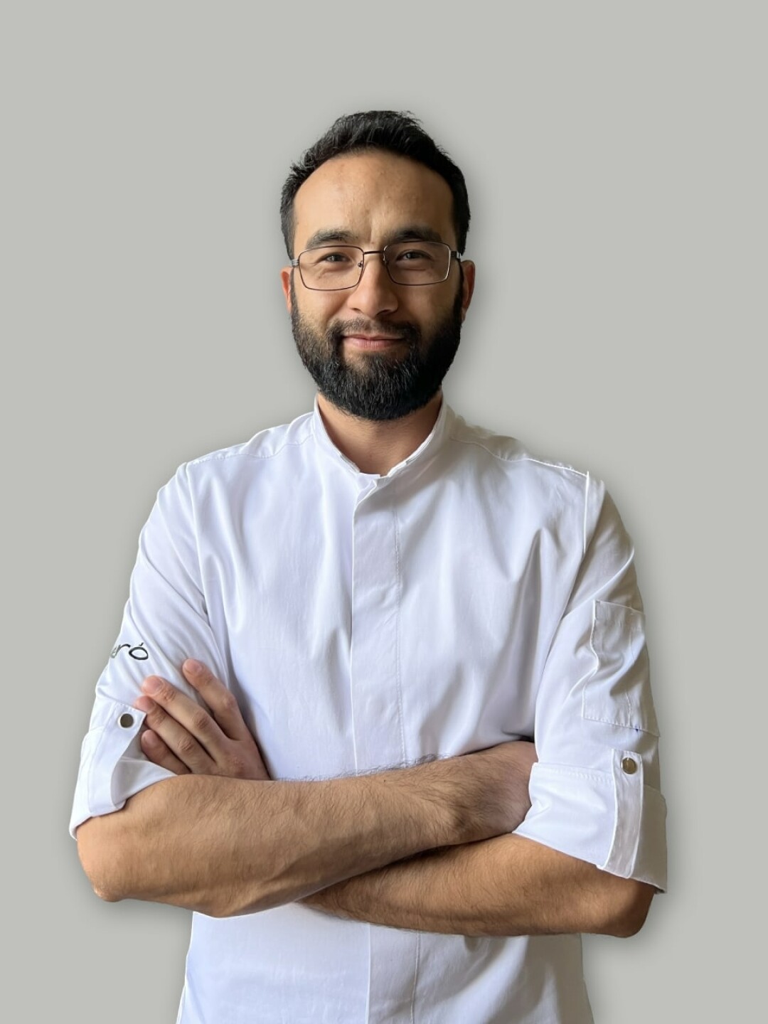 Сарвар Тошмирзаев