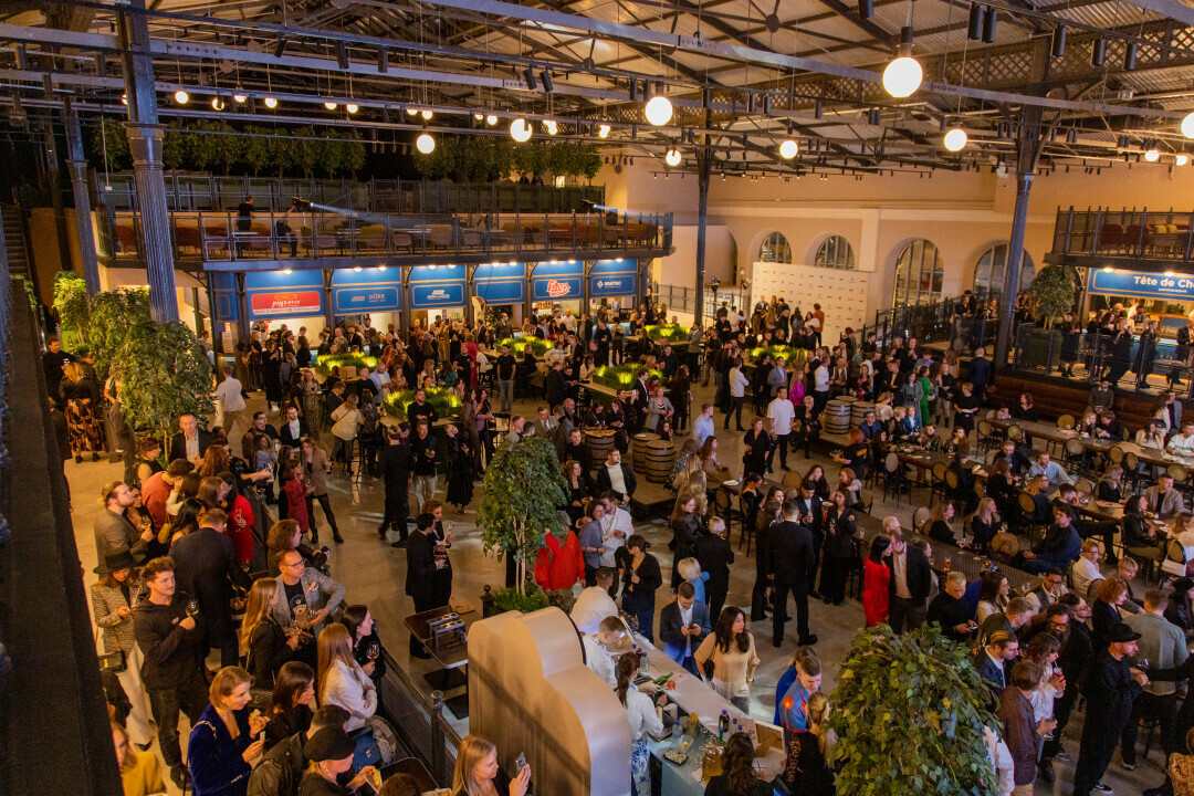 Отзыв о Фуд-молл Vokzal 1853 дорого, долго,но побывать однозначно стоит. И, може