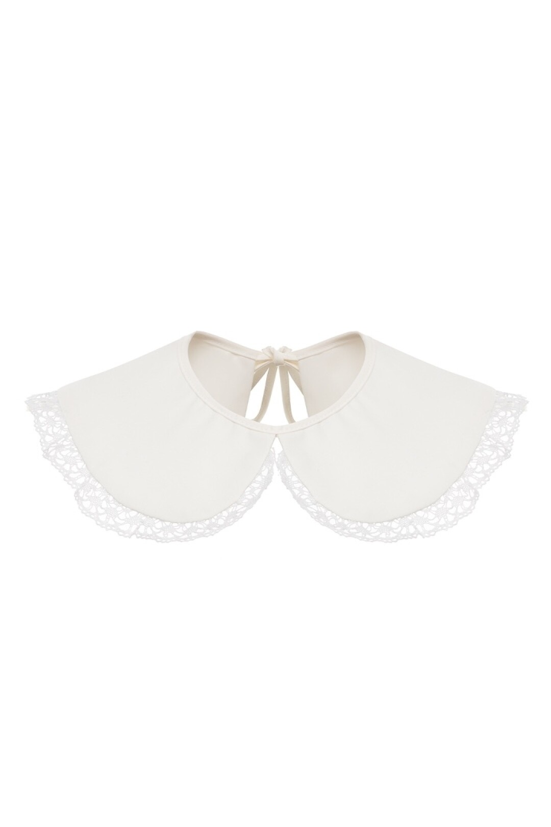 Воротник Botrois, 3 400 руб.