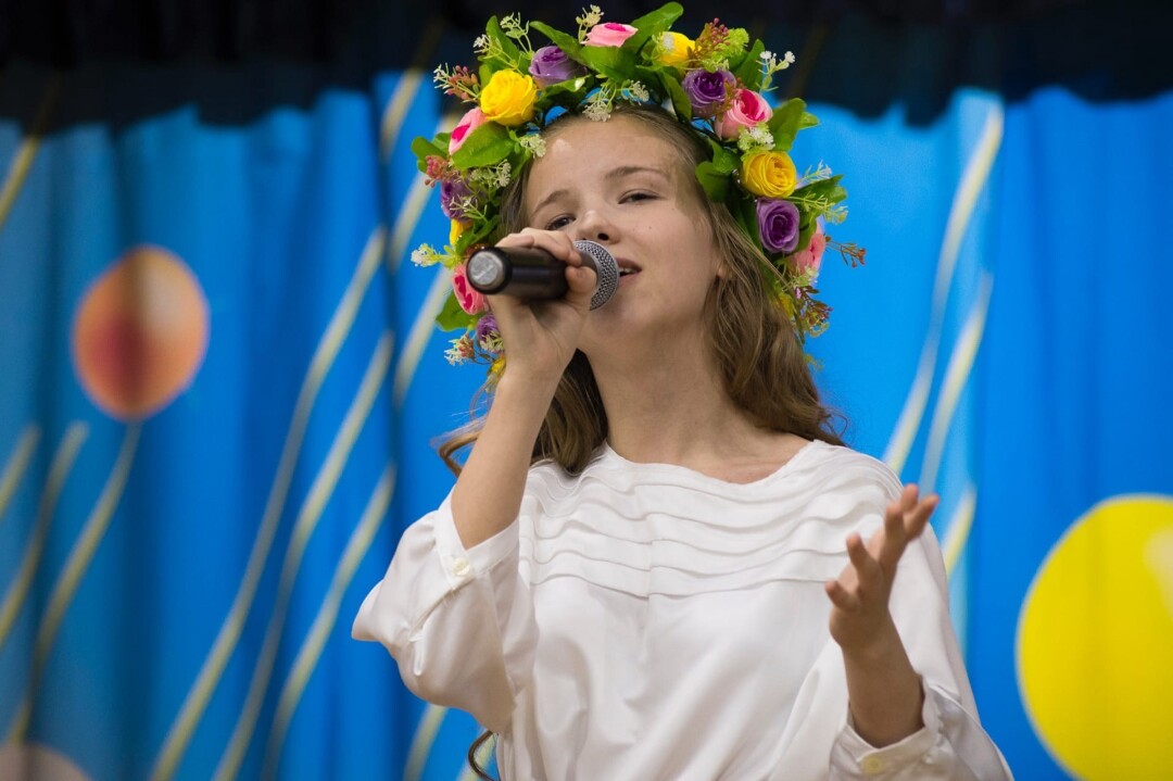 Анжела на конкурсе «Созвездие талантов», где завоевала Гран-при