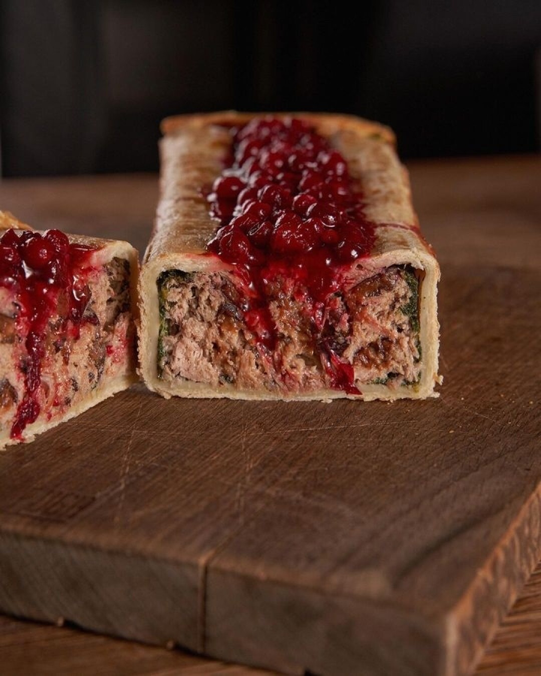 Пирог с уткой и клюквой, 1900 руб., кафе «Мечтатели»