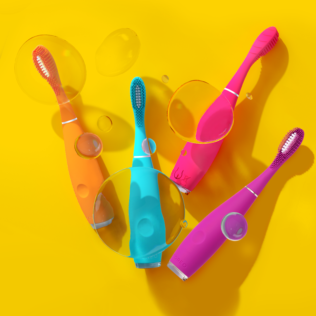 Звуковая зубная щетка ISSA kids, Foreo, 6 952 руб.
