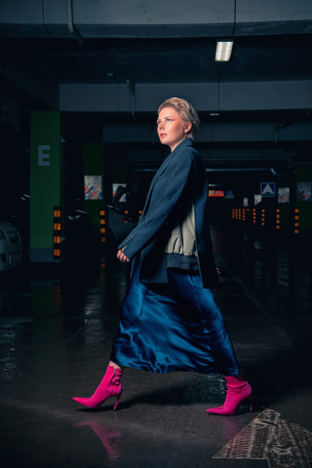 Александра Онопко, Дизайнер ювелирных украшений Стиль — это образ жизни. Пить матчу по утрам и кайфовать от путешествий. Платье A3BUTE Парковка ТРК