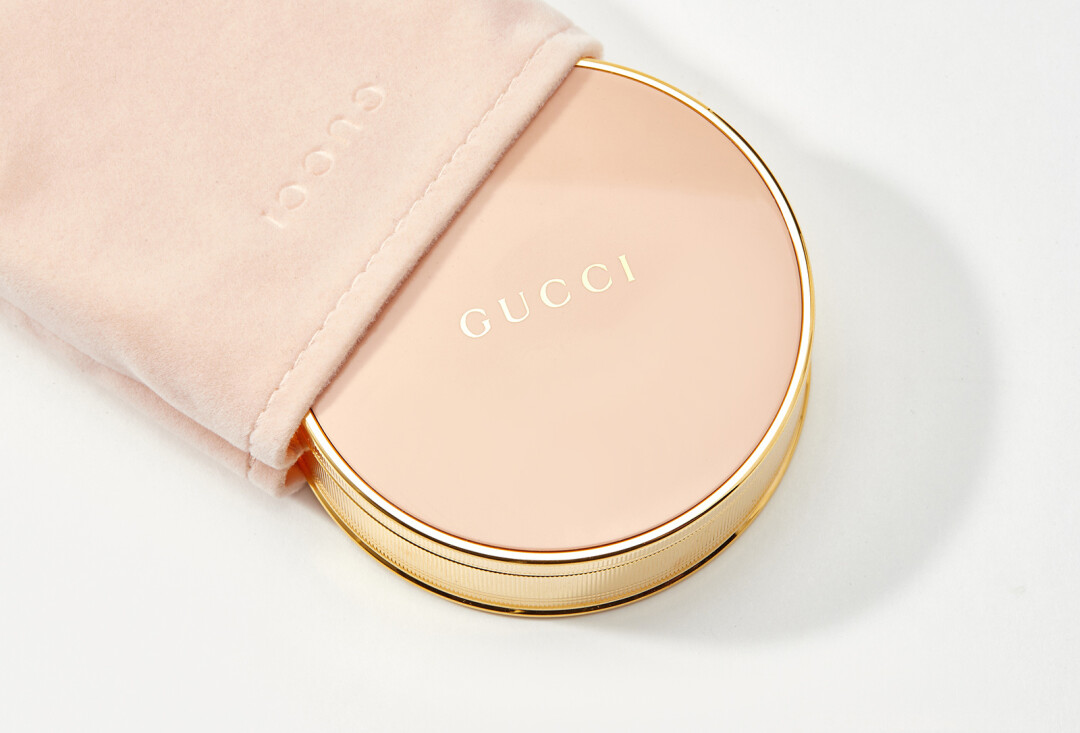 Пудра Gucci, Золотое яблоко, 7 080 руб.