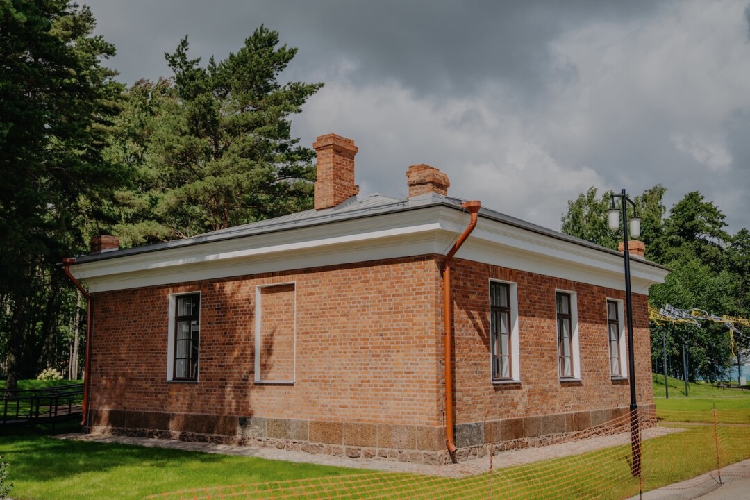 Здание караульной после реставрации