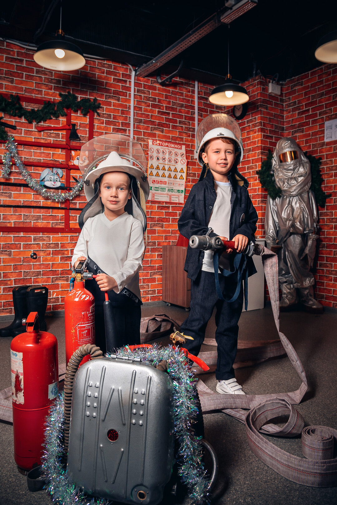 Матвей Митин, 6 лет В будущем жизнь будет красивой, классной и офигенной! Глеб Стародубцев, 8 лет В будущем на нашей планете не будут болеть дети и