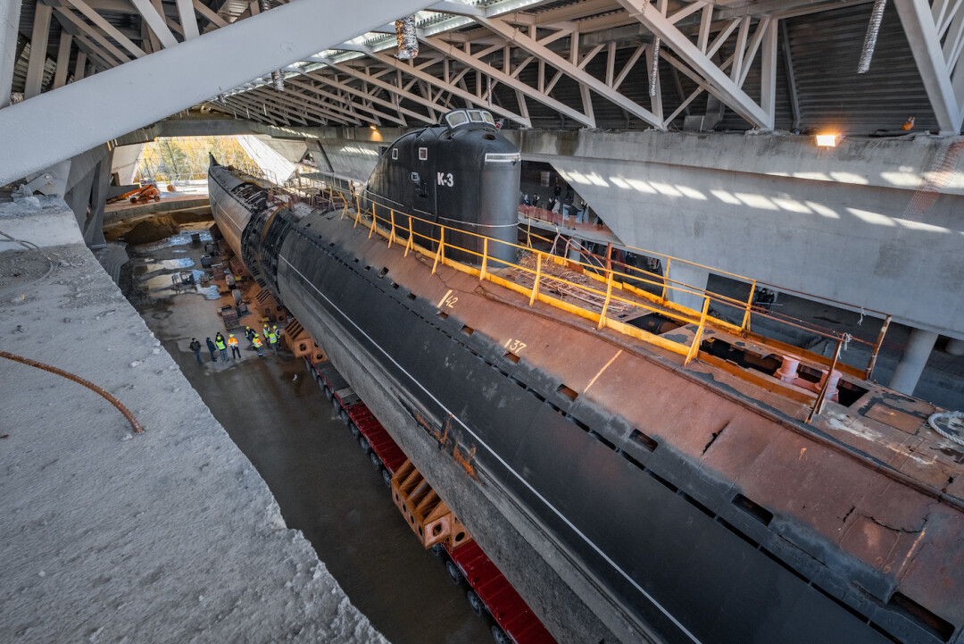 Для ее установки пришлось углубить помещение на 3 метра