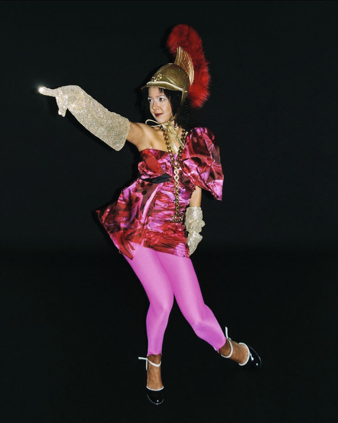 Ксения Чилингарова на съемке в стиле архивных рекламных кампейнов