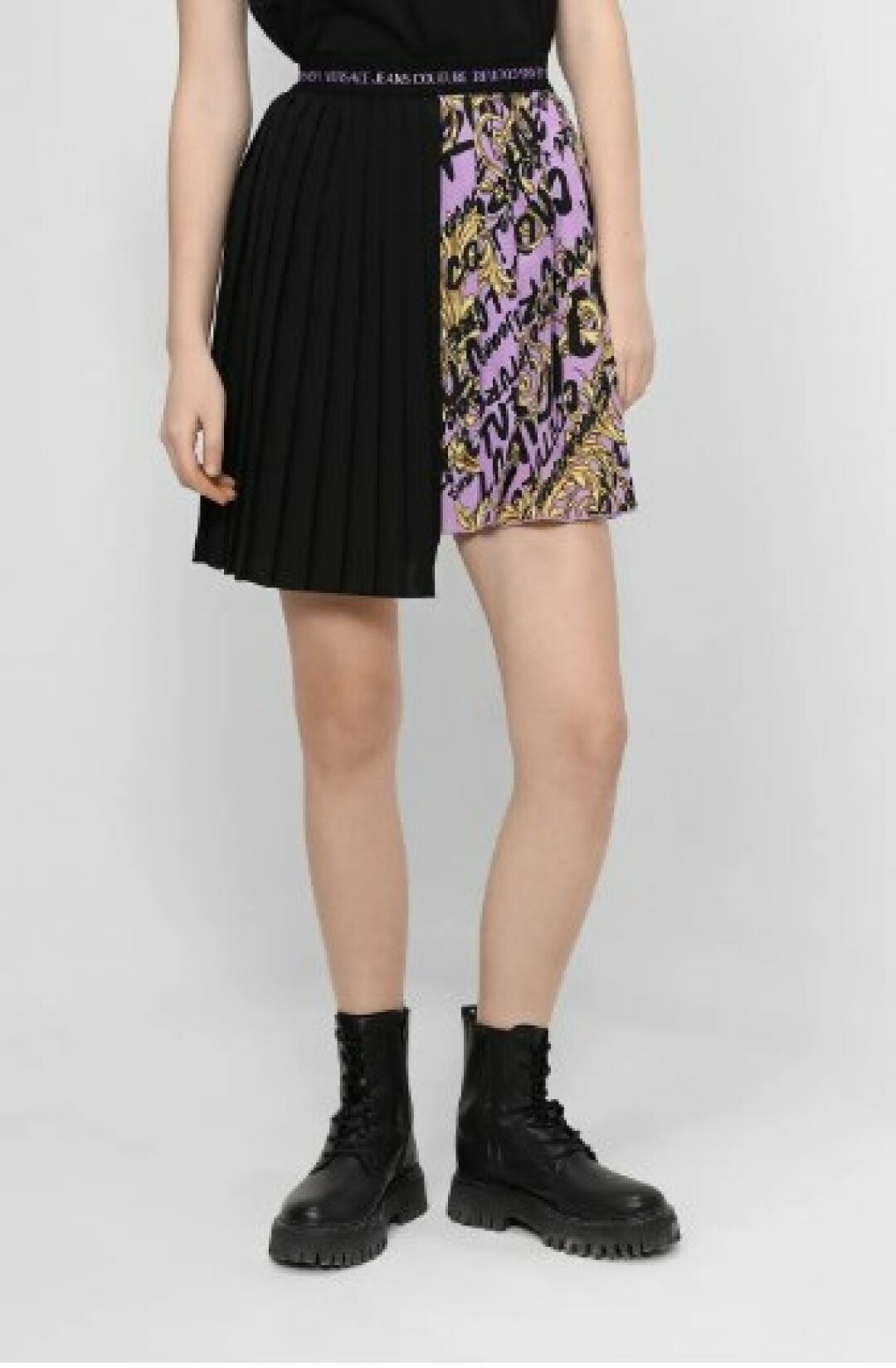 Versace Jeans Couture, Стокманн, 14 990 руб.