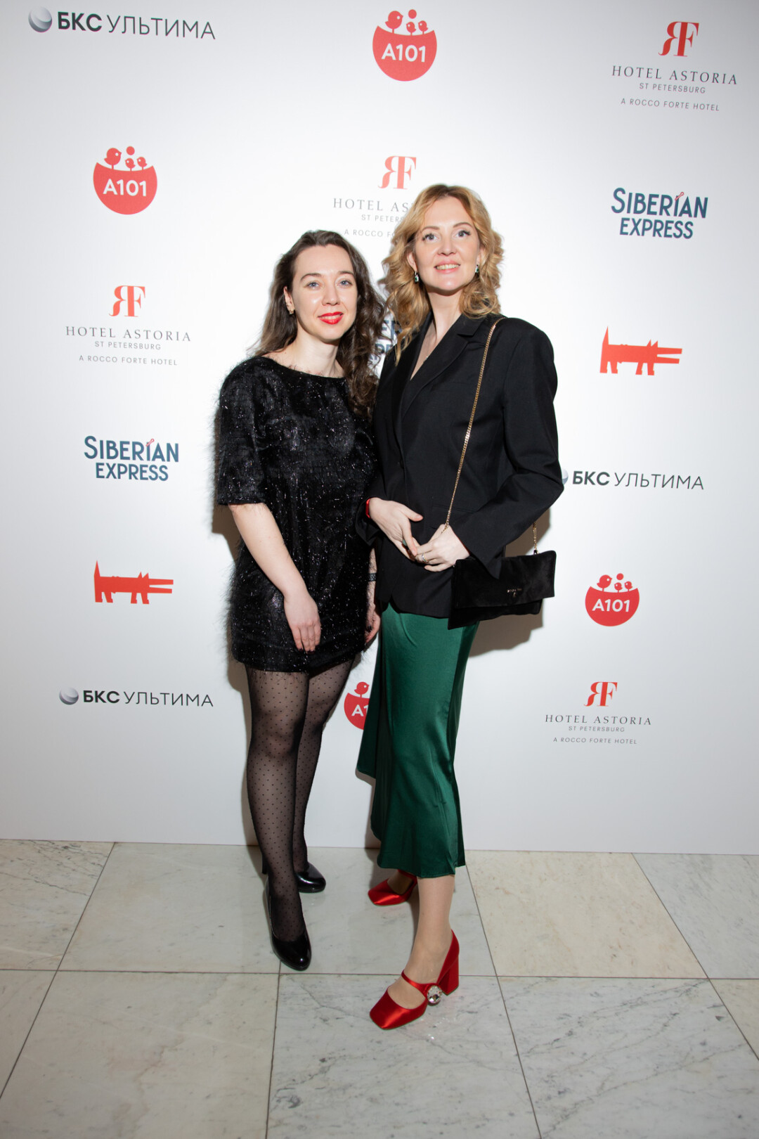 Надежда Юнацкая, Ирина Кенюхова