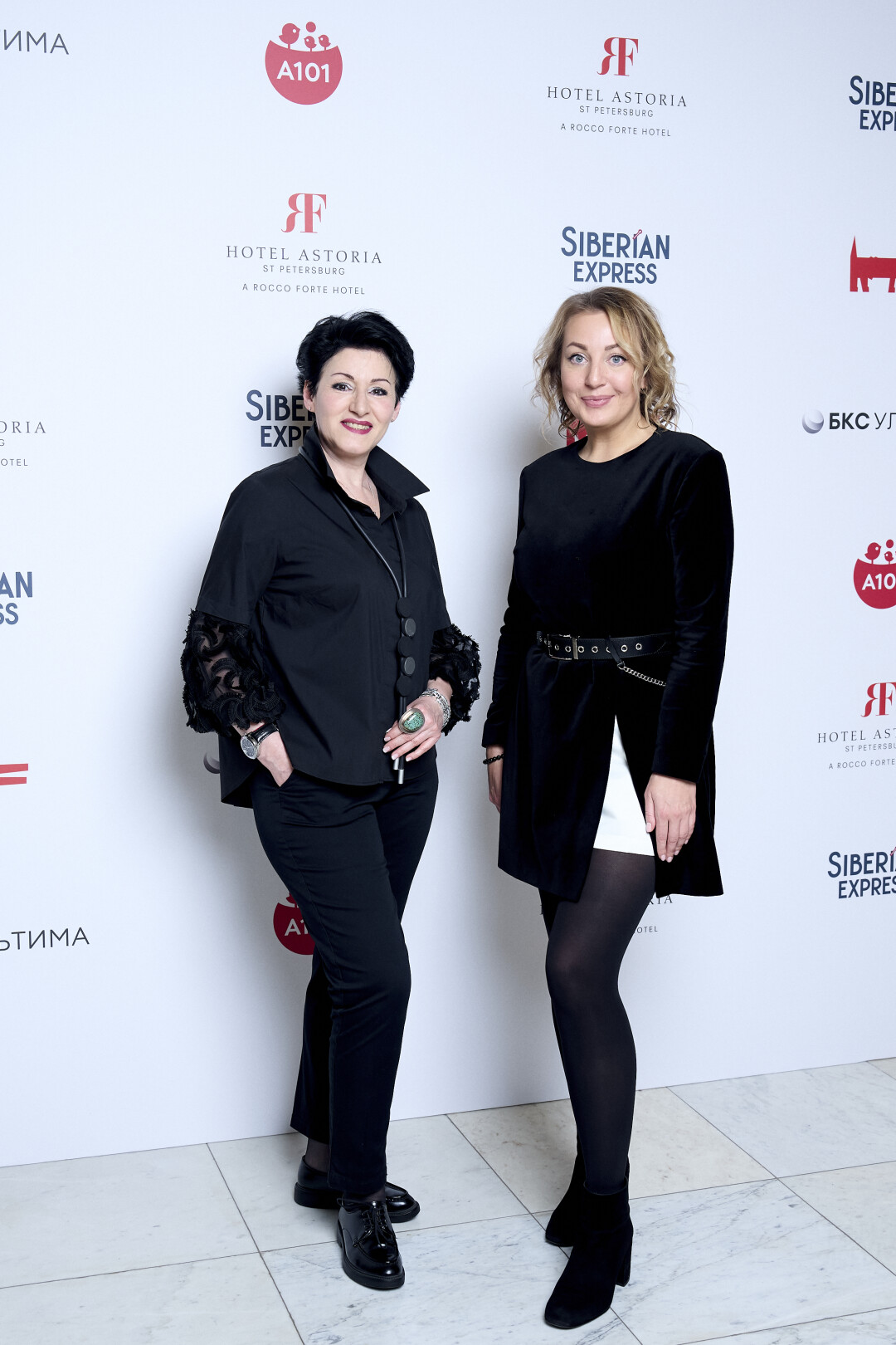 Виолетта Драйгор, Кристина Комарова