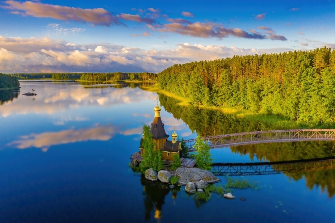 Храм на каменистом острове на Вуоксе