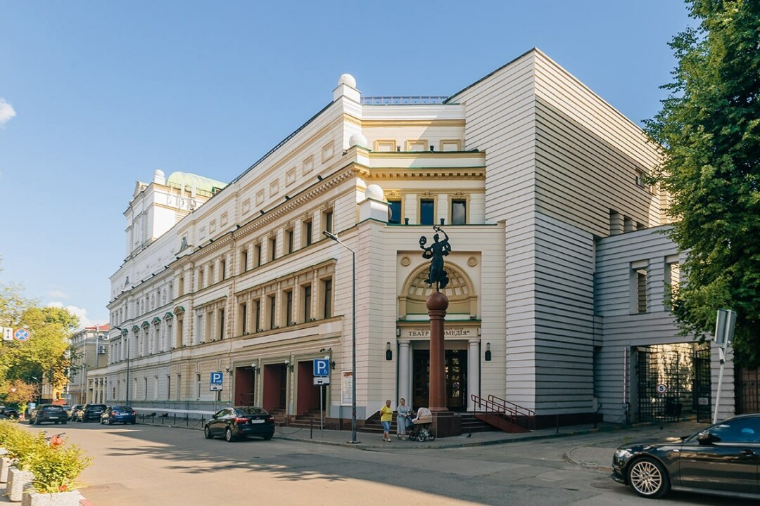 Афиша спектакля "Служанки бульвара Сансет" - Picture of Stanislavsky Electrothea