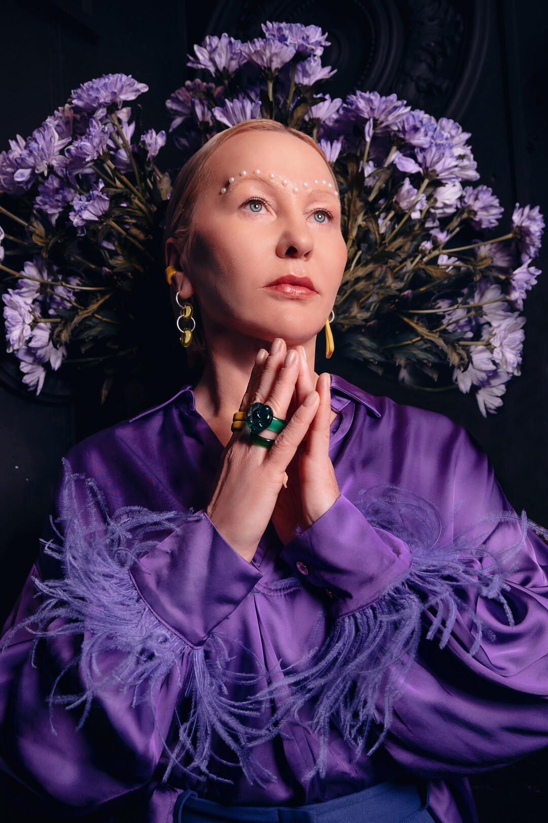 Блуза Primavera Серьги, кафф, кольца Baikal Murano