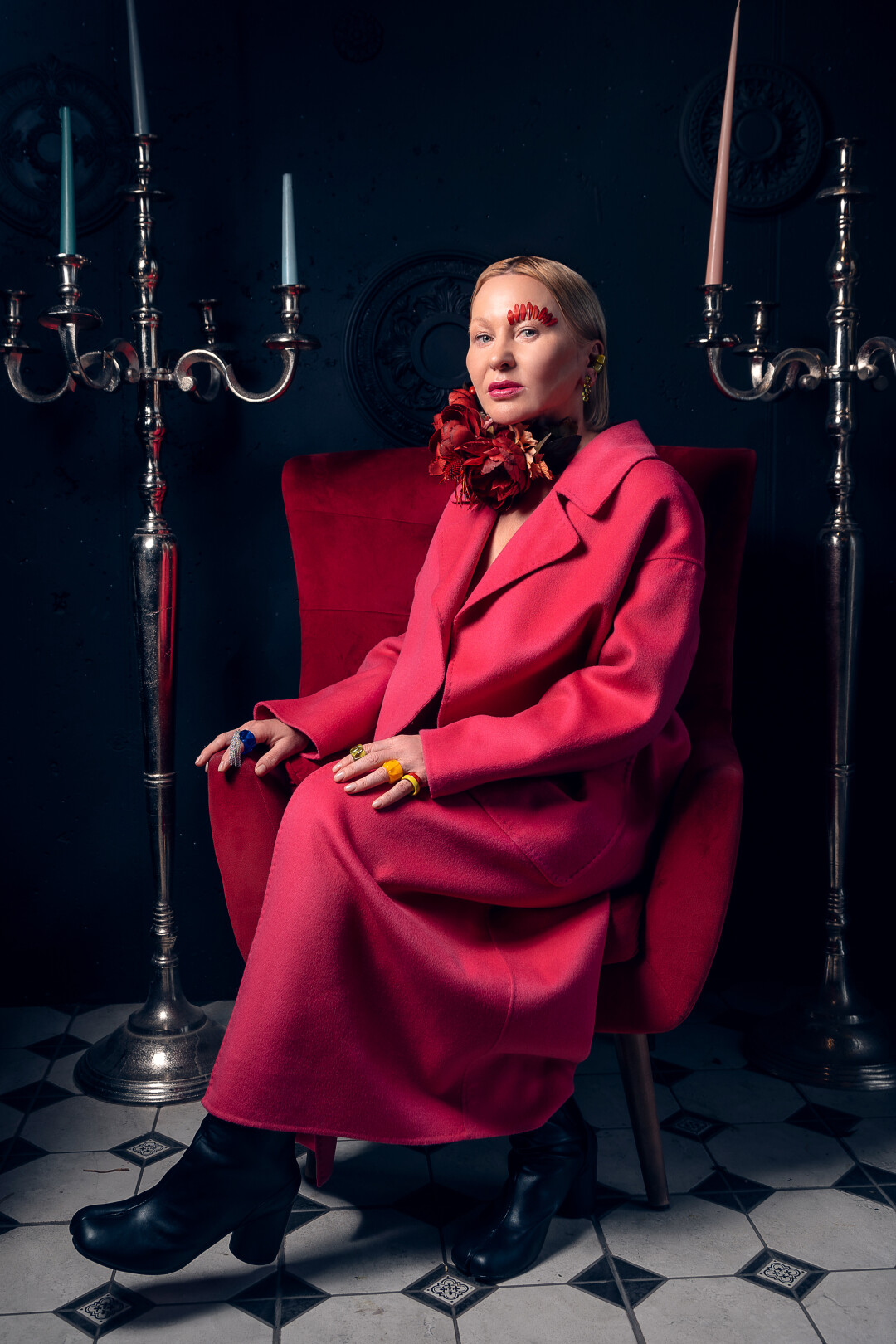 Пальто Primavera Серьги, каффы, кольца Baikal Murano Чокер «Красивые цветы»