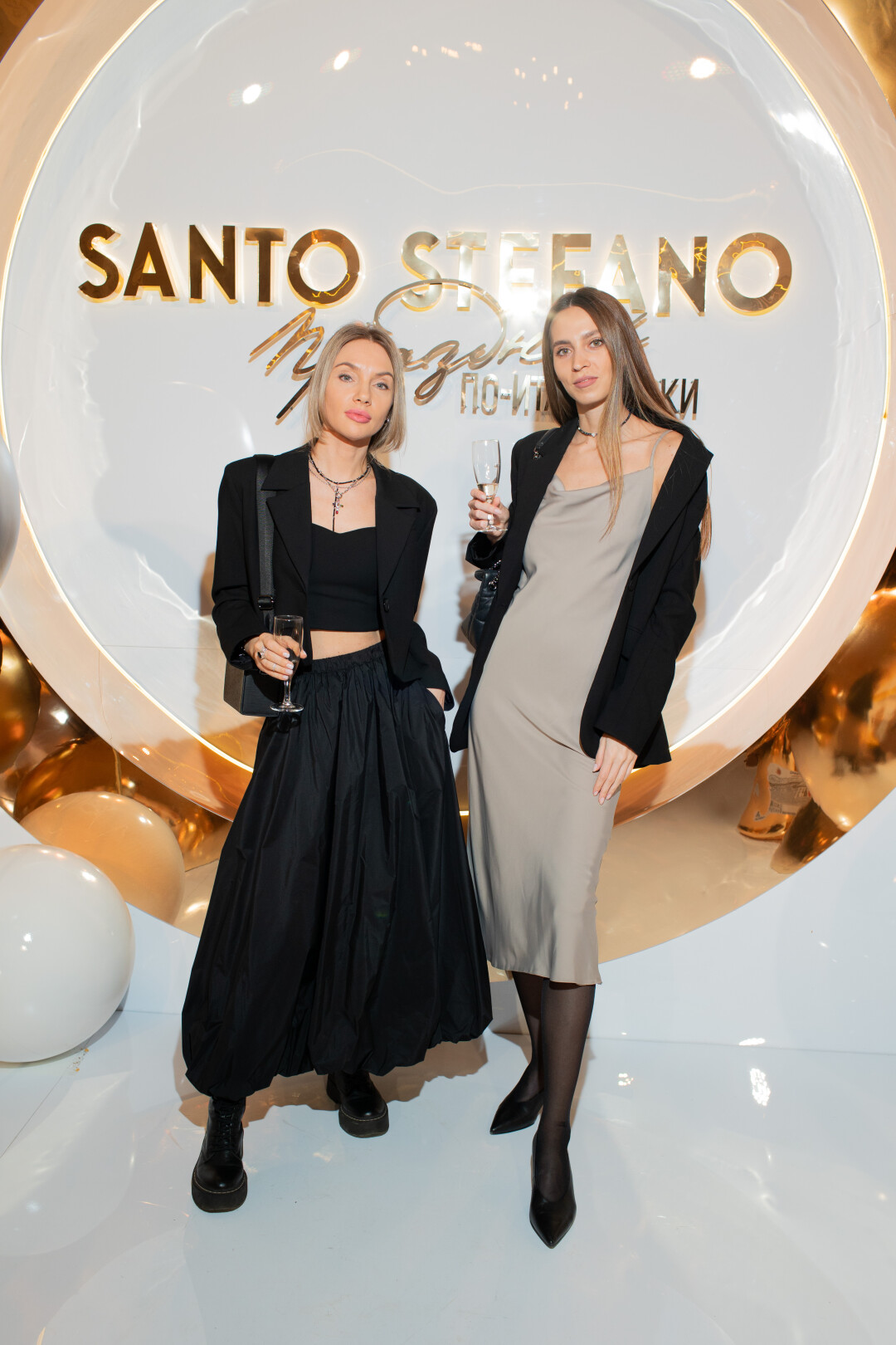 Алина Коробейщикова, Юля Ведрова