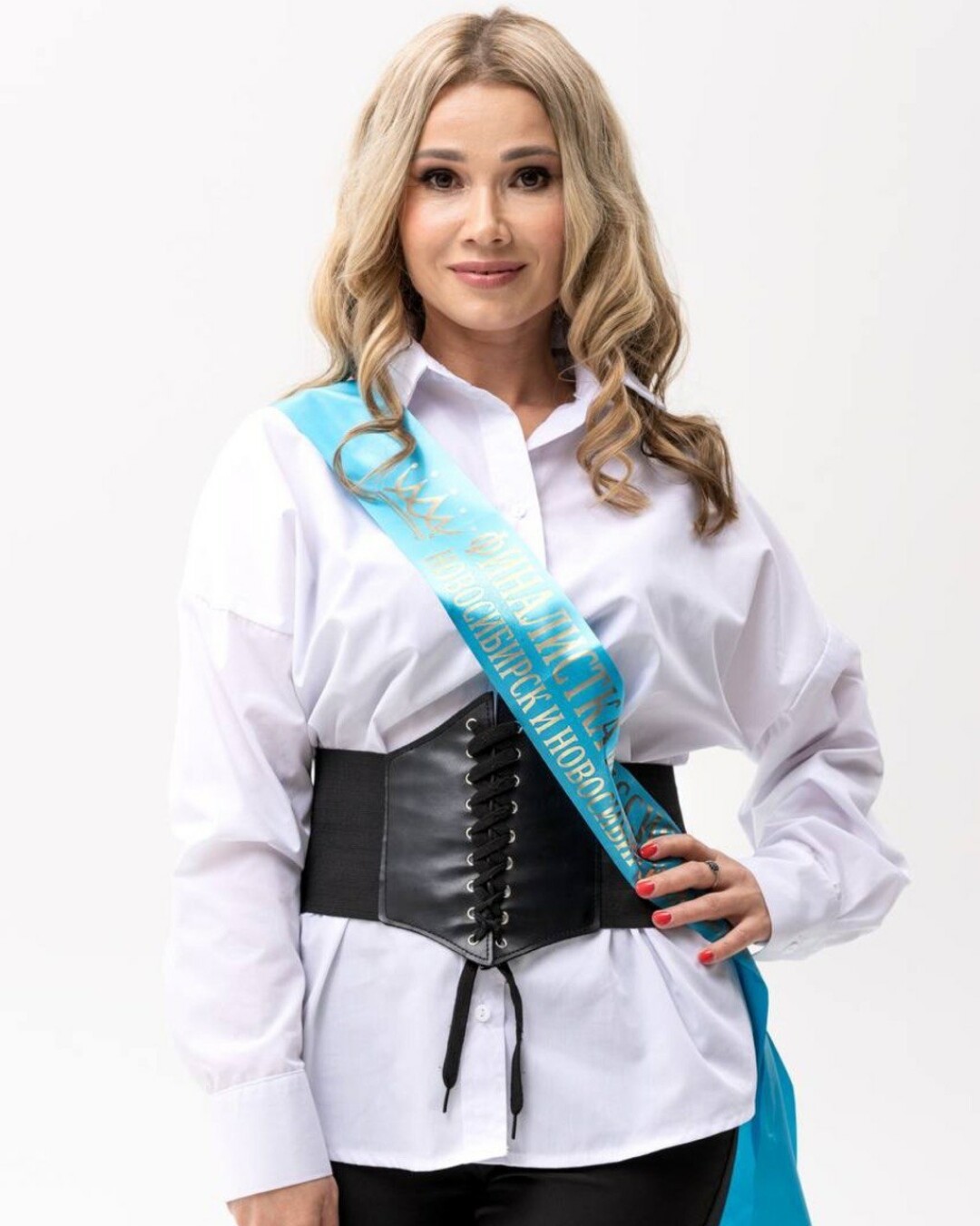 Елена Коноплева Предприниматель, основатель магазина детской одежды «Babyroom». Мы одеваем наших маленьких покупателей уже более 5 лет по всей России