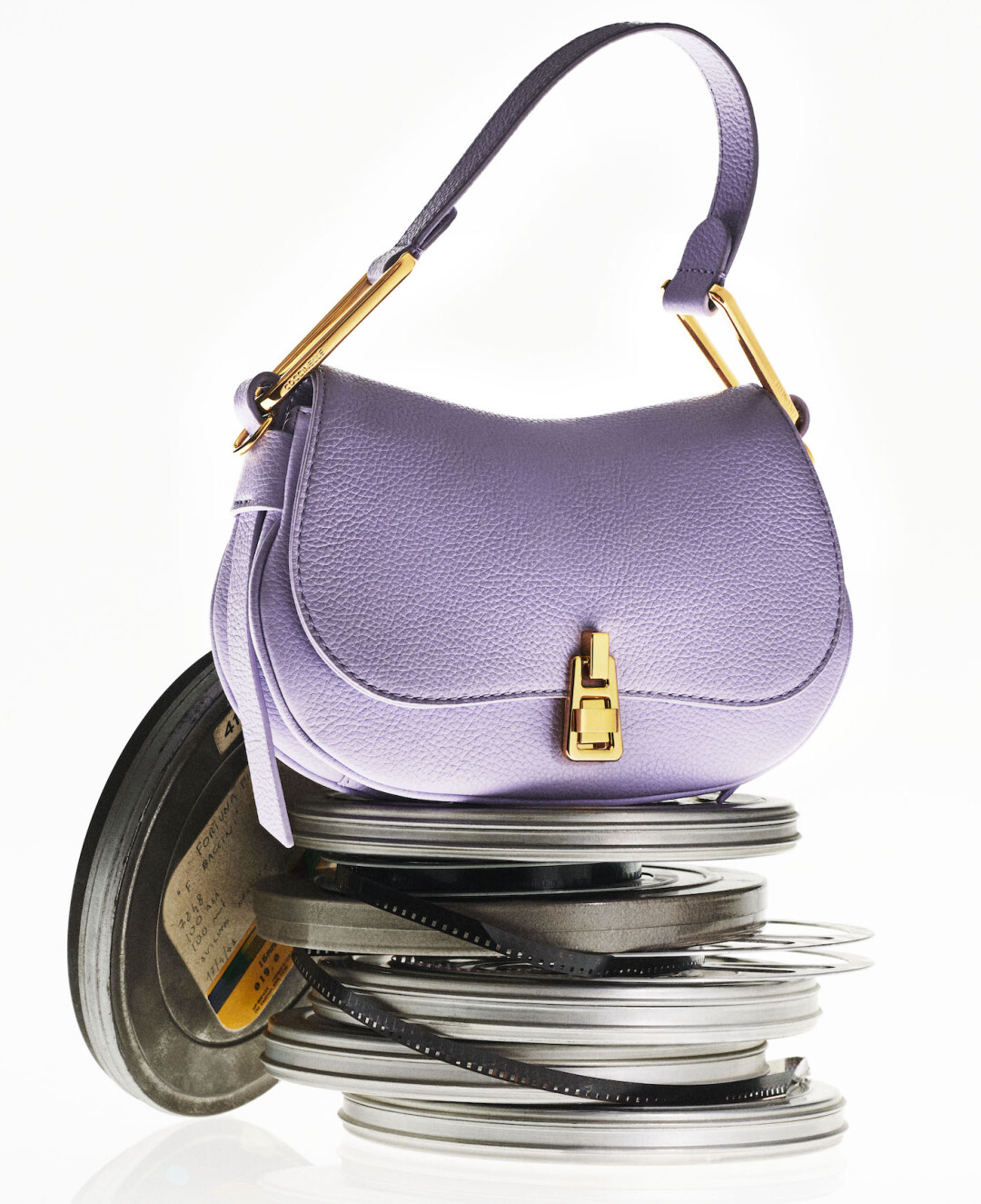 MAGIE представлена в 9 цветах от классического черного до лавандового. Есть длинная и короткая ручки