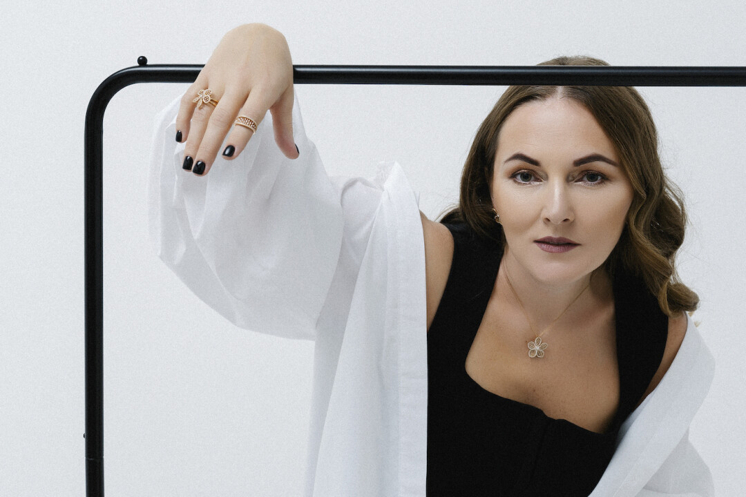 Серьги, кулон и кольца MERCURY из коллекции Miss Russia