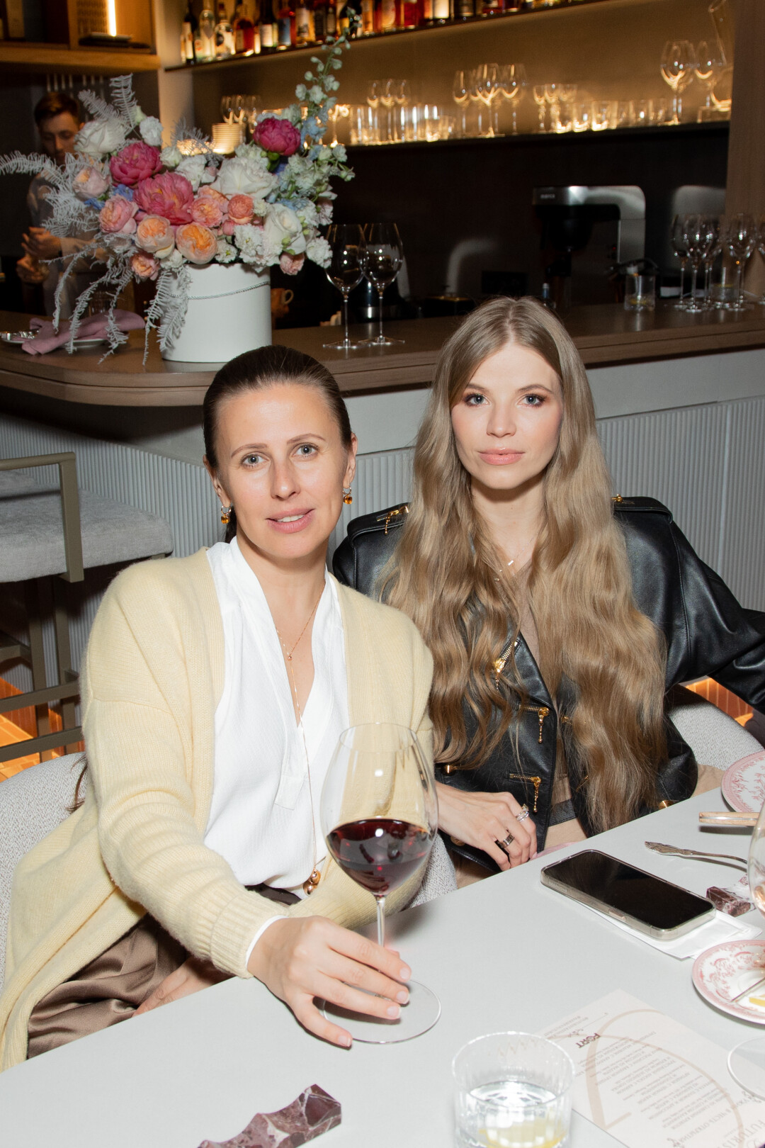 Анна Нова, Виктория Портфолио