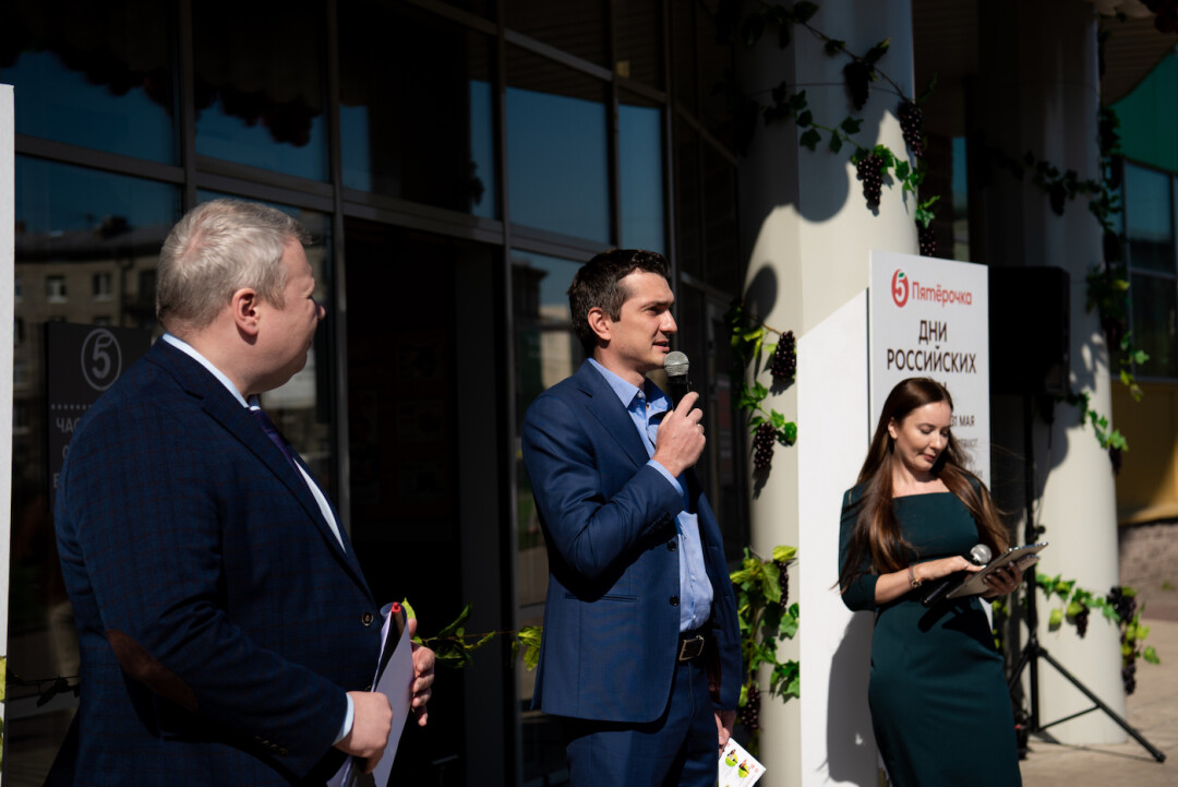 Дмитрий Артамонов