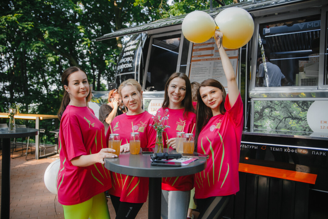 Наталья Ордина, Юлия Молочек, Жанна Симанкина