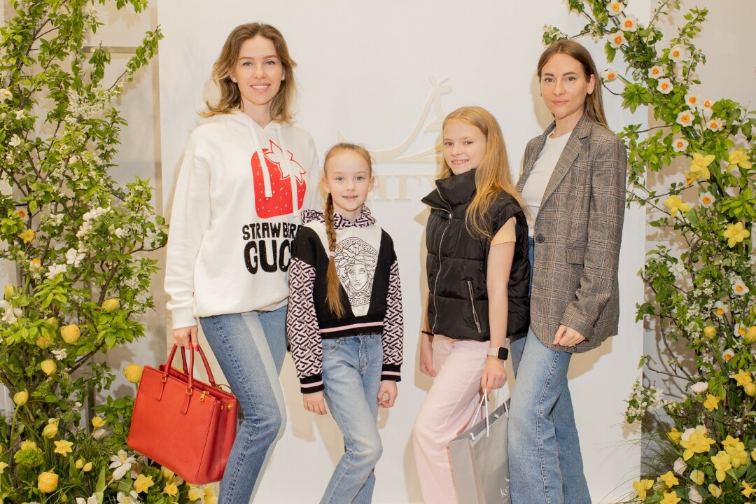 Валерия Даркаева и Джульета Мелкевич с дочерьми