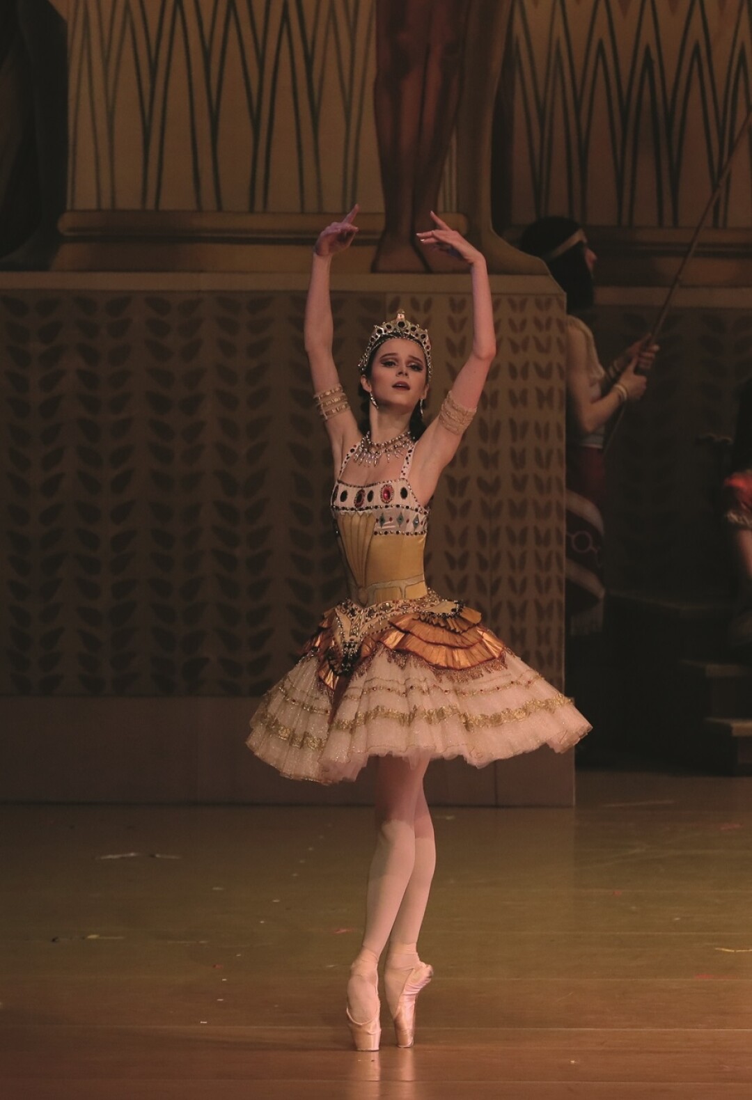 На сцене Мариинки появилась голая балерина (ВИДЕО)