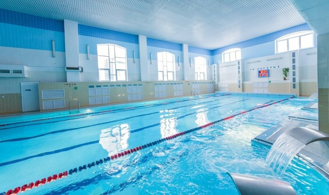 Бассейн с мини-аквапарком, хаммамом и джакузи