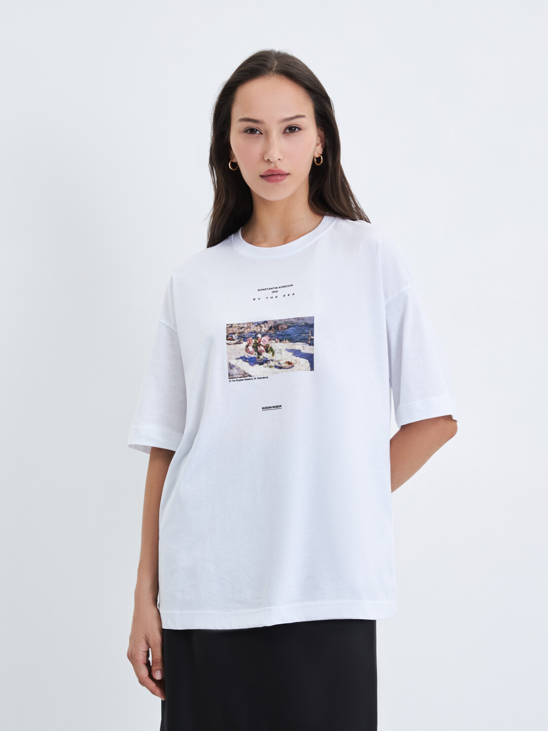 Футболка ZARINA & Русский музей, 1 399 руб.