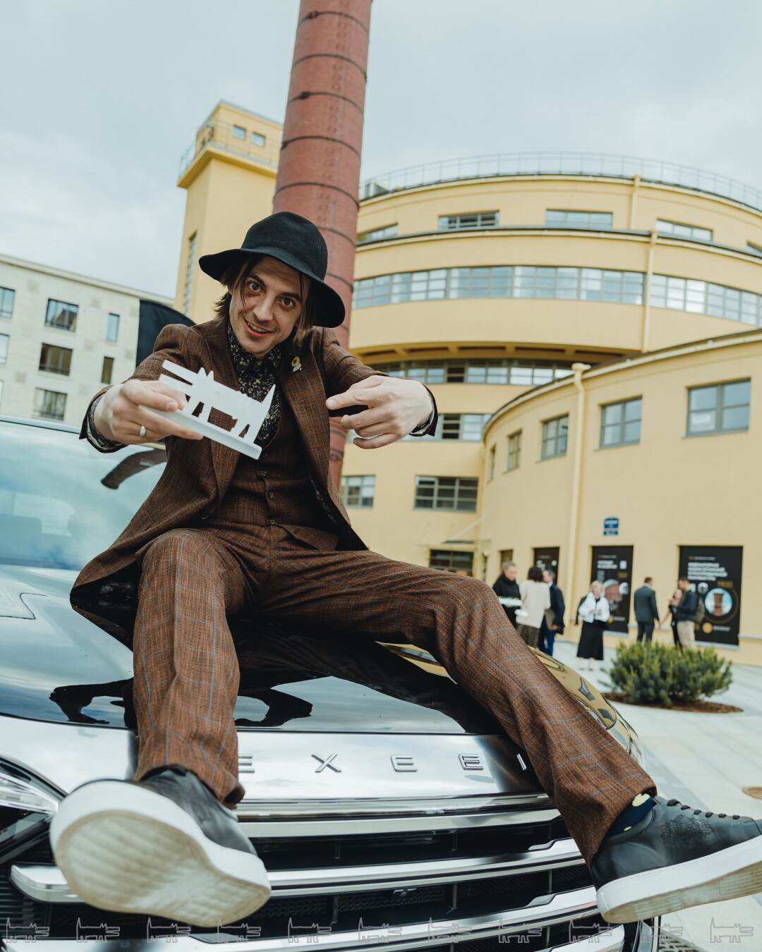 Константин Плотников