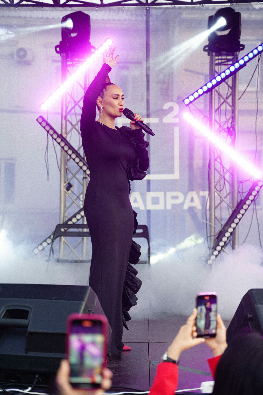 Элина Хаирова