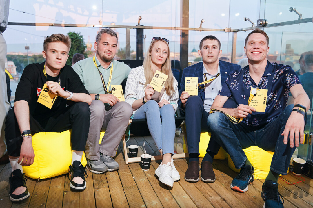 Блогеры Пульс Тинькофф Инвестиций: Алексей Ефимов @Future_Trading, Евгений Талышев, @30letniy_pensioner, Юлия Андреева @Mistika911, Сергей Шмидт