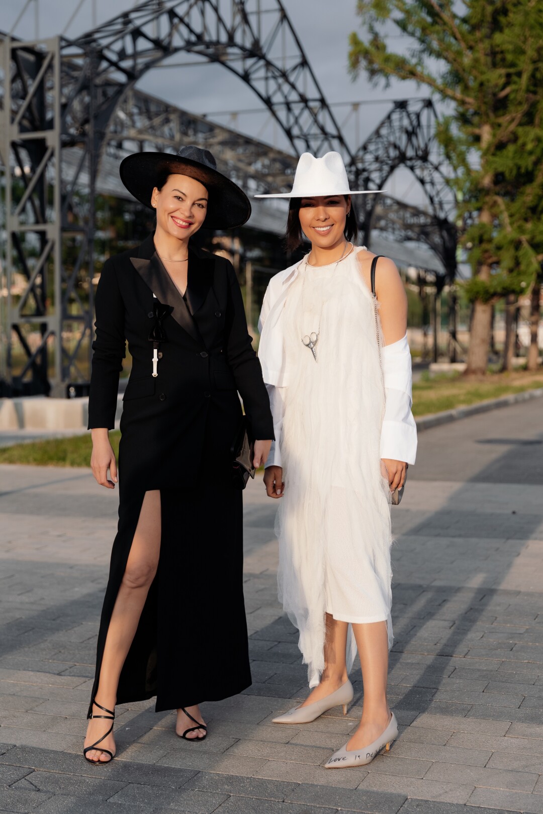 Елена Кудашкина и Нелли Крук