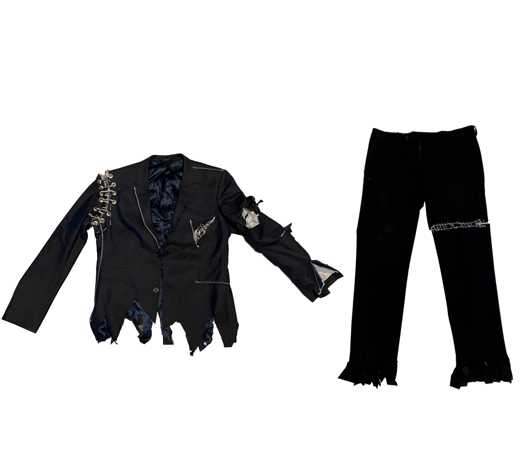 Кастомный костюм – 89 900 рублей