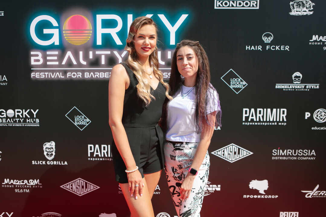 Елизавета Молькова и Алена Бакулина