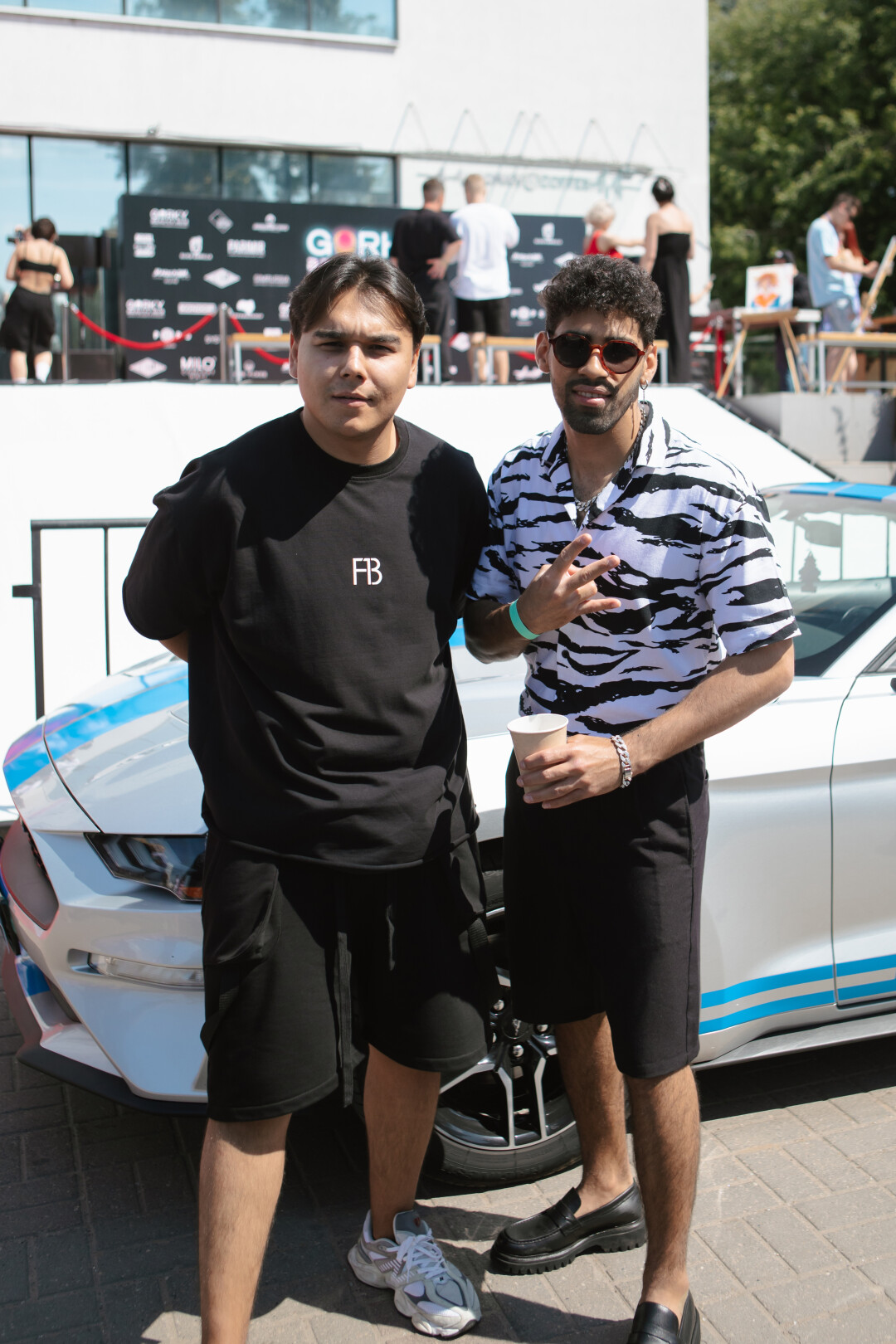 Павел Кокшин, Луис Родригес